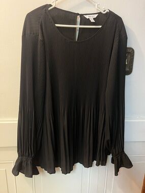 Nine West Black Pleated Long-Sleeve Tunic Top